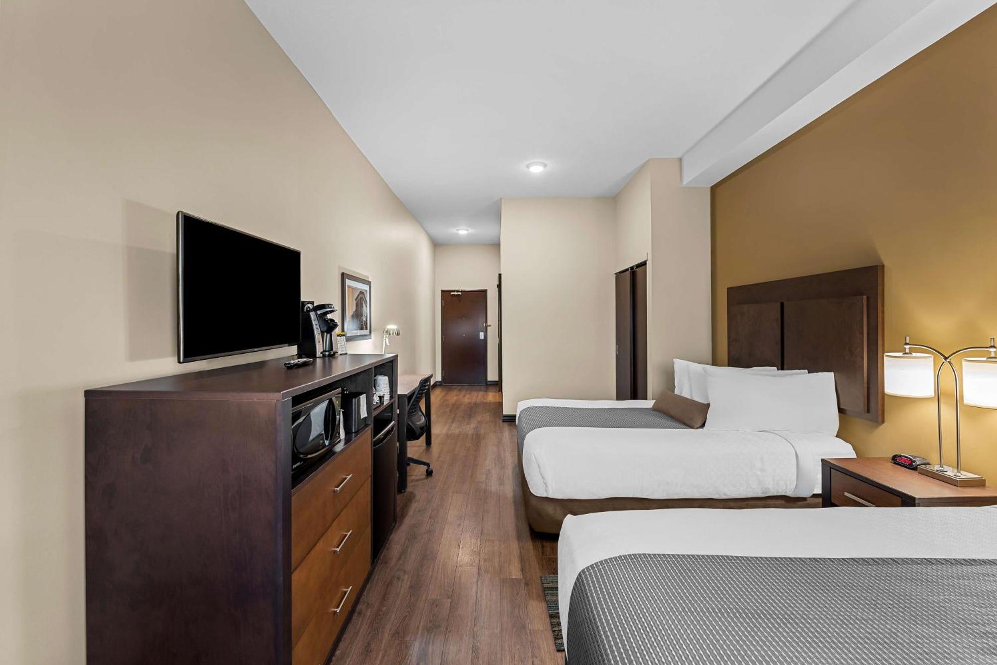 Best Western Plus Lacombe Inn And Suites מראה חיצוני תמונה