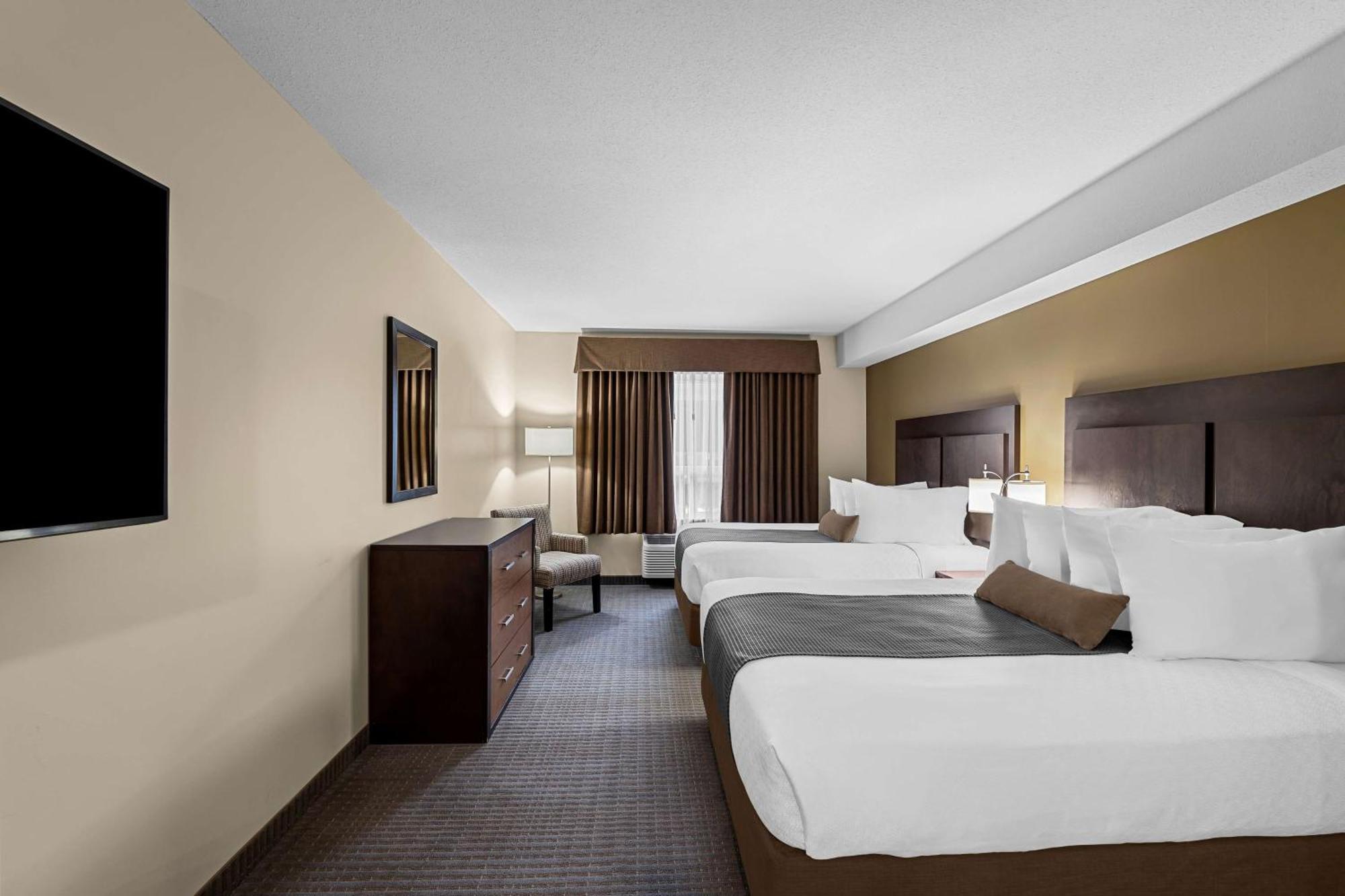 Best Western Plus Lacombe Inn And Suites מראה חיצוני תמונה