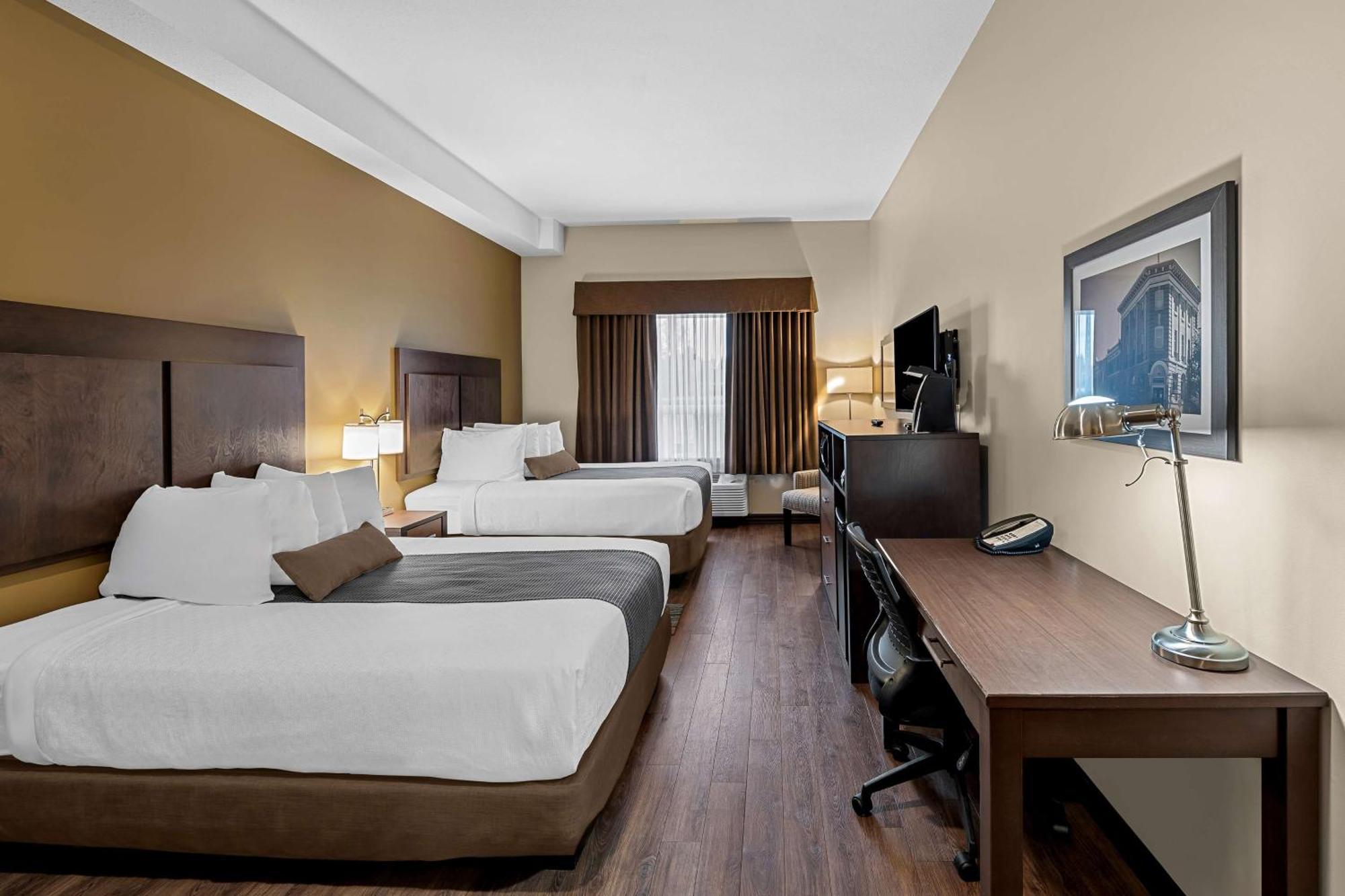 Best Western Plus Lacombe Inn And Suites מראה חיצוני תמונה