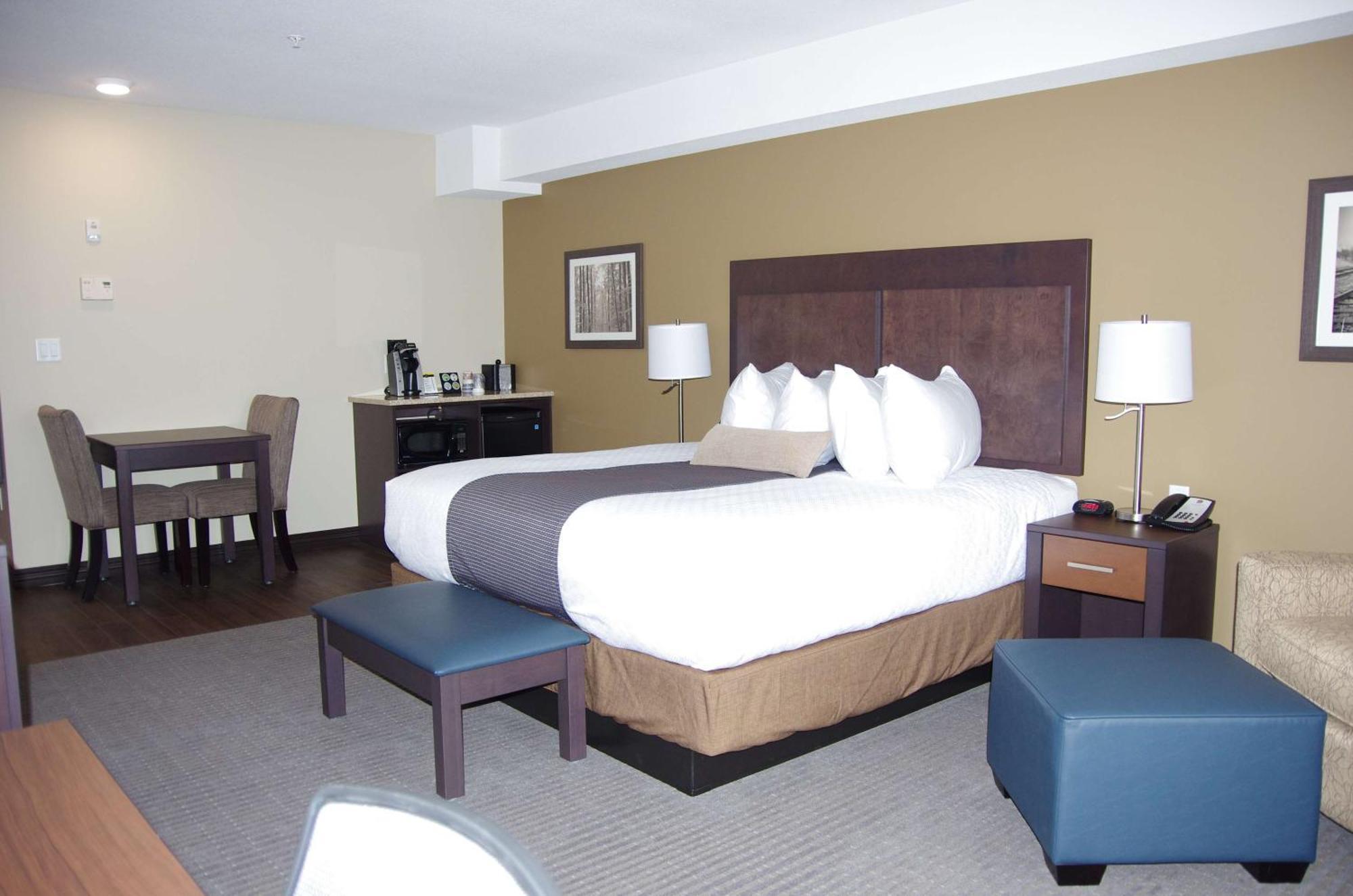 Best Western Plus Lacombe Inn And Suites מראה חיצוני תמונה