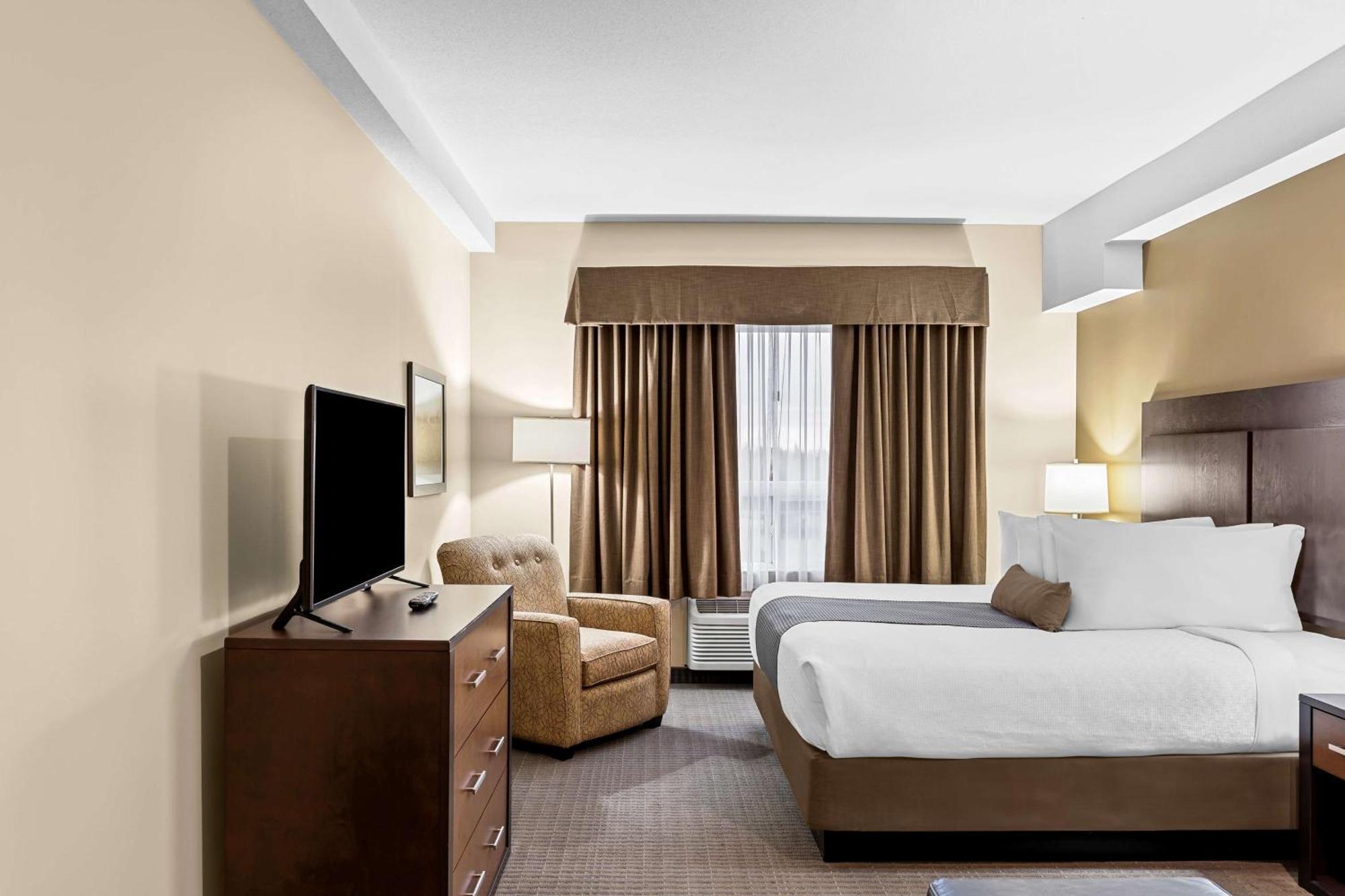 Best Western Plus Lacombe Inn And Suites מראה חיצוני תמונה