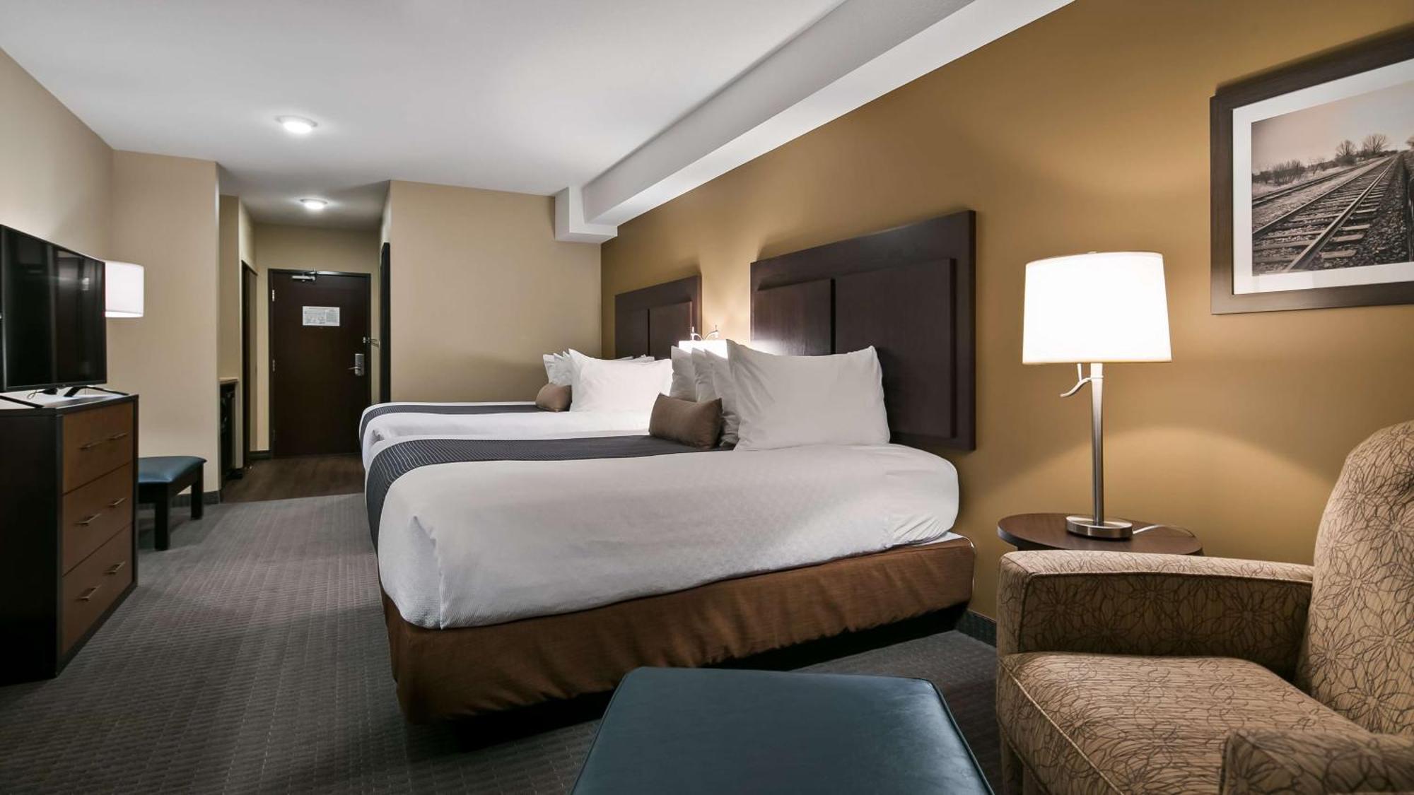 Best Western Plus Lacombe Inn And Suites מראה חיצוני תמונה